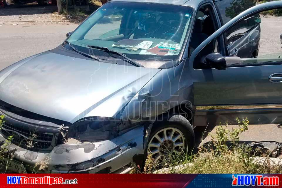 Hoy Tamaulipas Choque De Crucero Deja A Una Mujer Lesionada En Ciudad