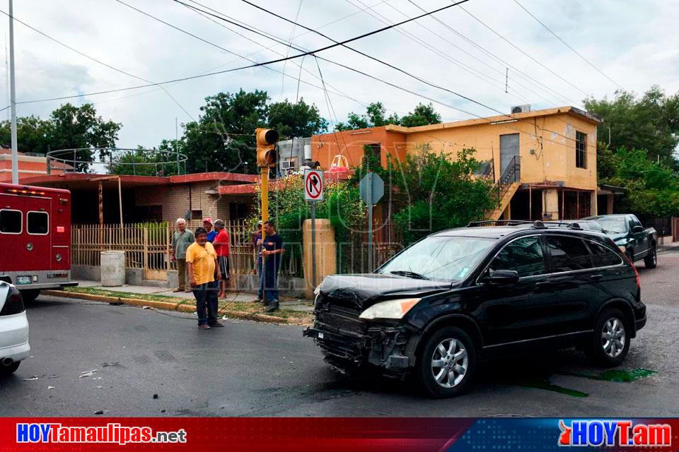 Hoy Tamaulipas Adulto Mayor Provoca Choque En Nuevo Laredo