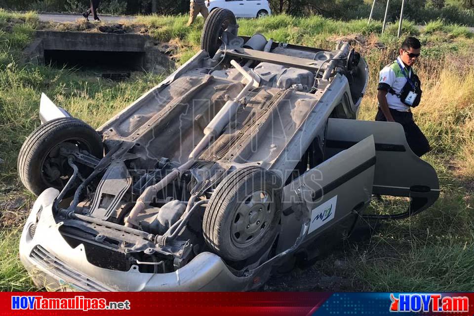 Hoy Tamaulipas Burocrata Se Salva De Morir Tras Volcadura En La Rumbo