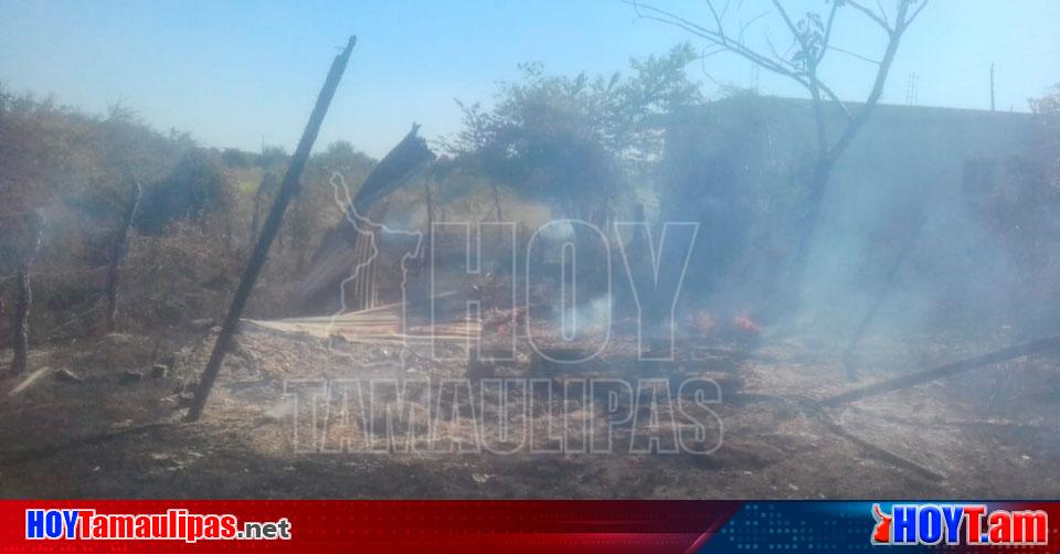 Hoy Tamaulipas Tamaulipas Incendio De Pastizal Alcanza Una Casa