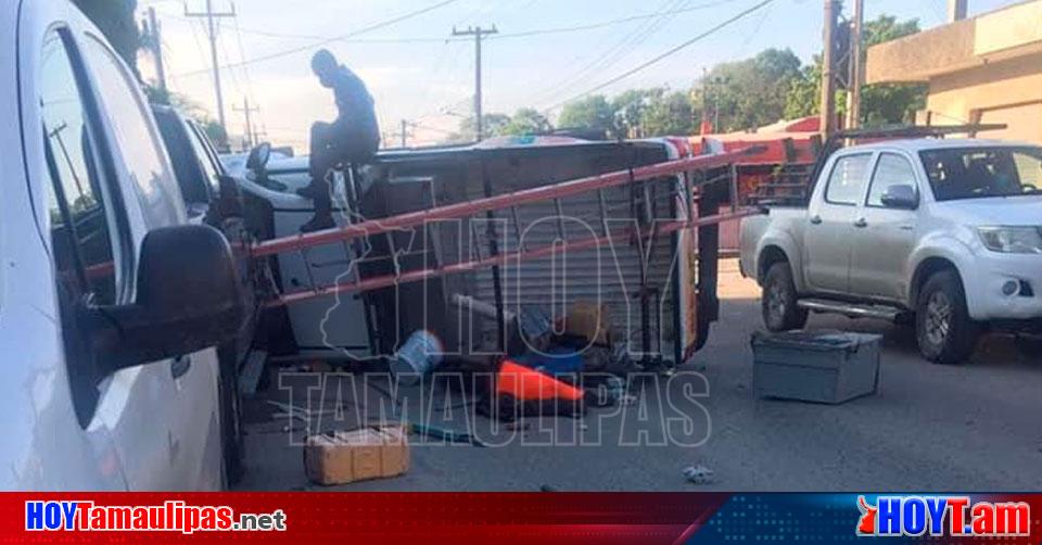 Hoy Tamaulipas Accidentes En Tamaulipas Vuelca Camioneta Al Ser