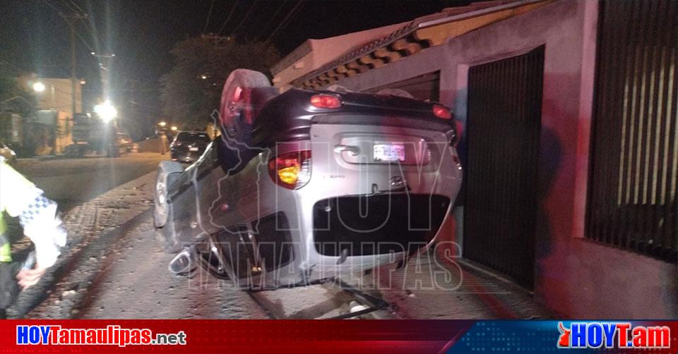 Hoy Tamaulipas Volcadura En Tamaulipas Vuelca Tras Chocar Con