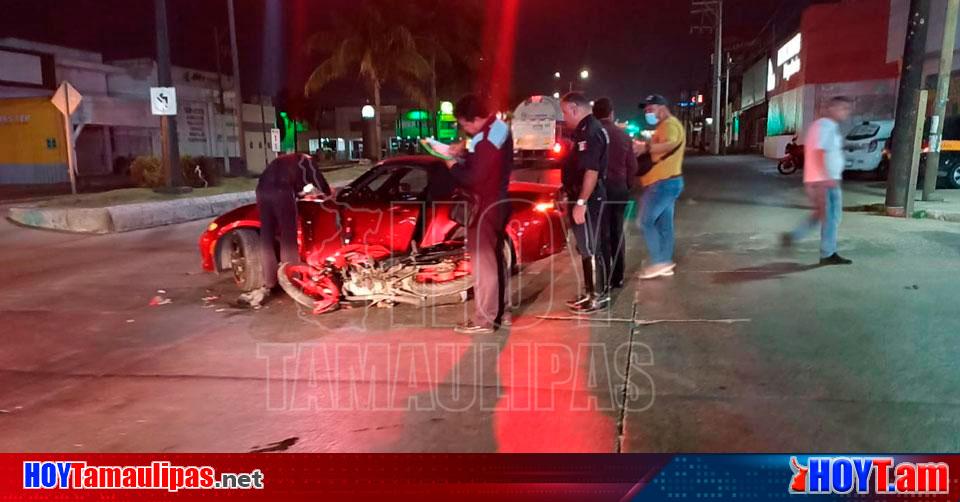 Hoy Tamaulipas Choque En Tamaulipas Motociclista Se Salva De Milagro