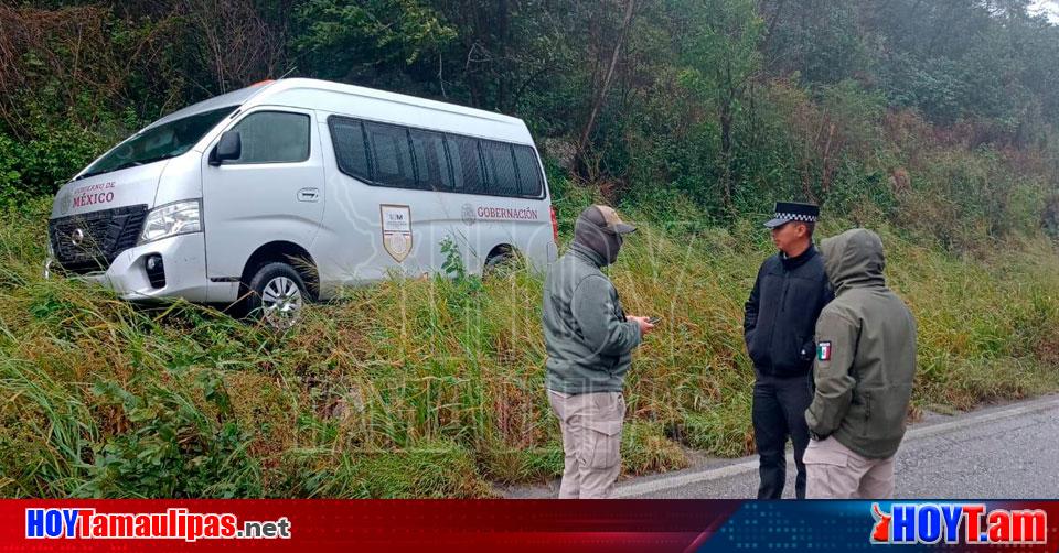 Hoy Tamaulipas Tamaulipas Camioneta De Gobernacion Se Sale Del Camino