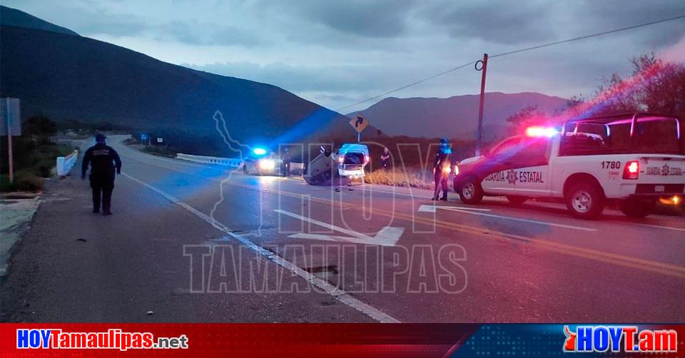 Hoy Tamaulipas Volcadura En Tamaulipas Volcadura Dejo Dos Lesionados