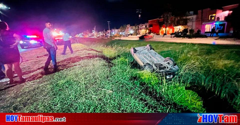 Hoy Tamaulipas Tamaulipas Auto Cae A Canal Y Chofer Sale Ileso En