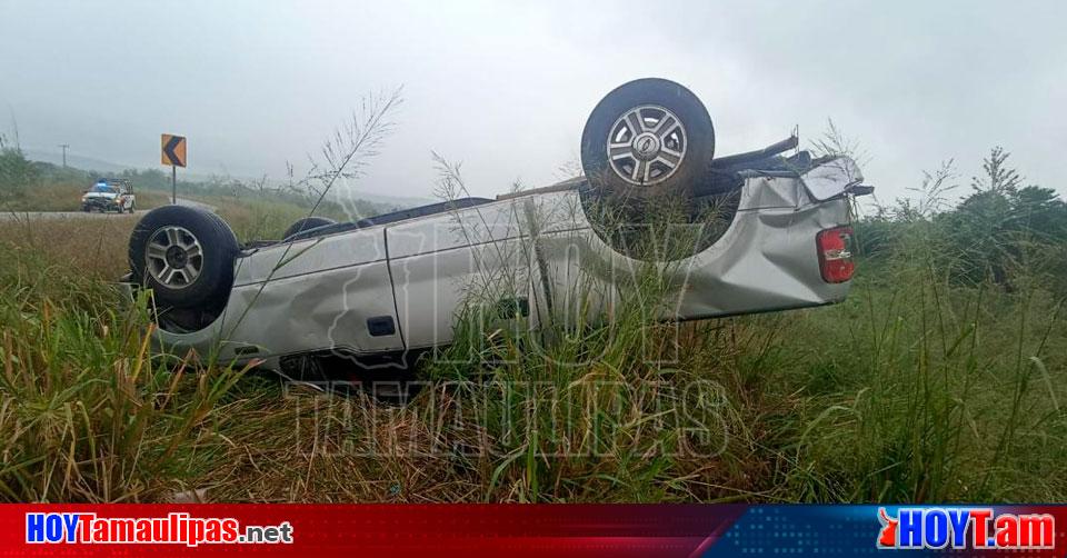 Hoy Tamaulipas Volcadura En Tamaulipas Pierde El Control De Su Pickup