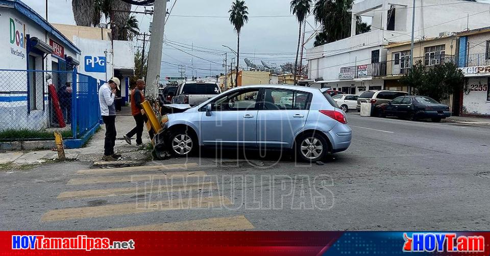 Hoy Tamaulipas Mujer Resulta Herida En Doble Choque En Nuevo Laredo