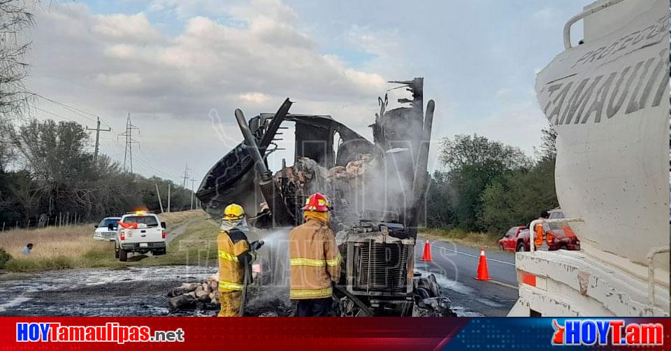 Hoy Tamaulipas Se Incendia Trailer Cargado Con Piernas De Cerdo Cerca