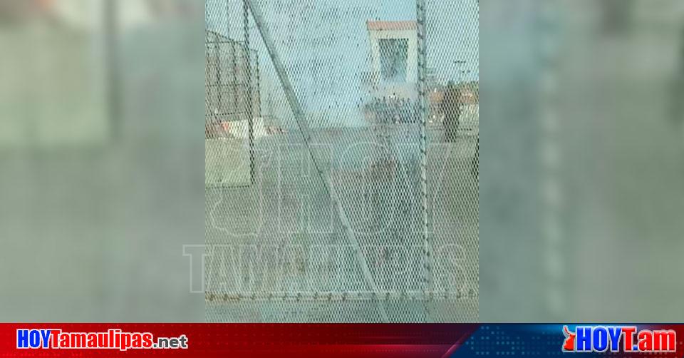 Hoy Tamaulipas Tamaulipas Cierran Acceso Al Puente Internacional