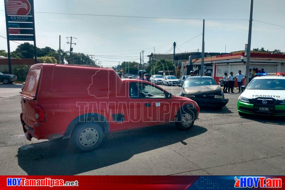 Hoy Tamaulipas Choque En Ciudad Victoria Deja Danios Materiales