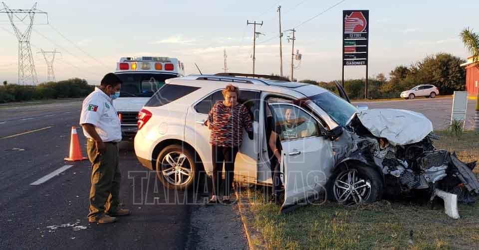 Hoy Tamaulipas Tamaulipas Carreterazo Deja Cinco Personas Lesionadas