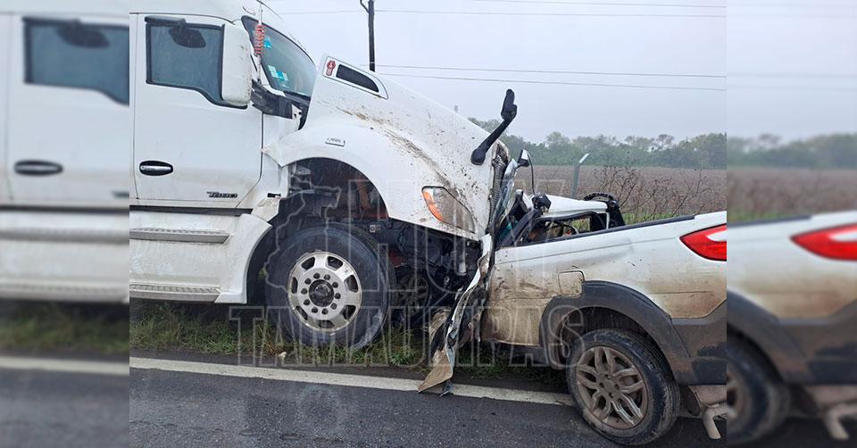 Hoy Tamaulipas Accidente En Tamaulipas Mueren Prensados Hombres