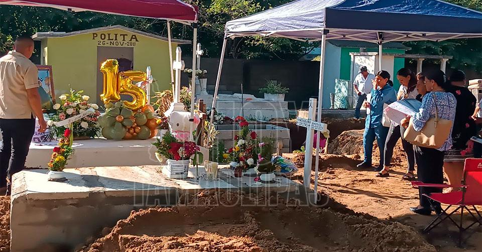 Hoy Tamaulipas Tamaulipas Familiares Y Amigos Rinden Homenaje A Karla