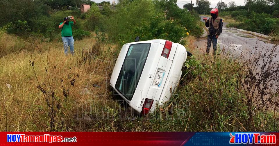 Hoy Tamaulipas   Accidentes En Tamaulipas Conductora Vuelca En El