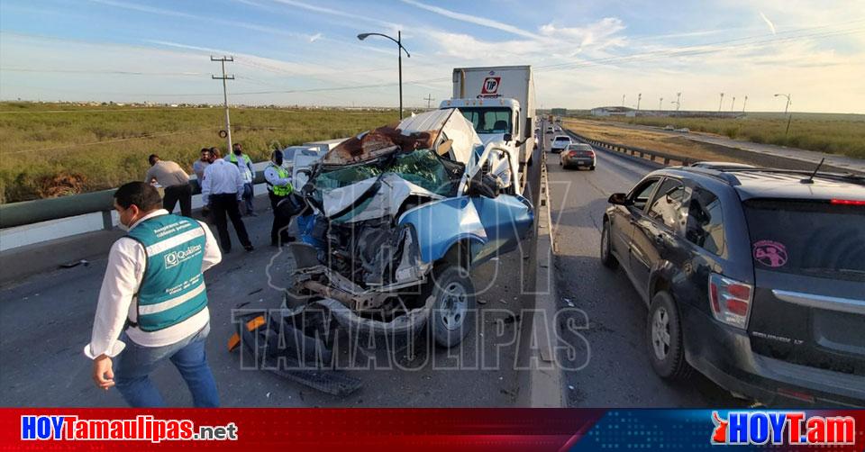 Hoy Tamaulipas Accidente En Tamaulipas Brutal Encontronazo En Nuevo Laredo Deja Dos Lesionados 5347