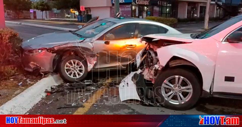 Hoy Tamaulipas - Tamaulipas Conductores ebrios chocan y destruyen sus autos  en Ciudad Victoria