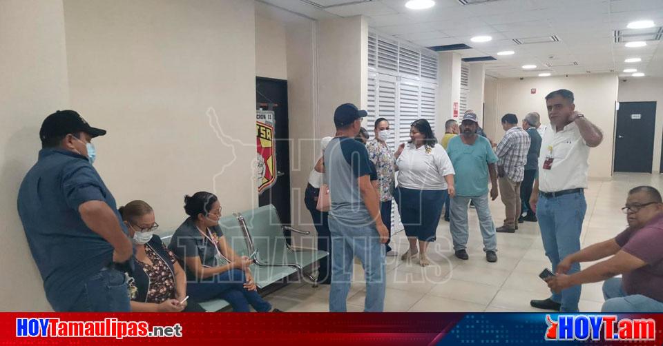 Hoy Tamaulipas Tamaulipas Tambien En Matamoros Toman Areas Administrativas Del Hospital General