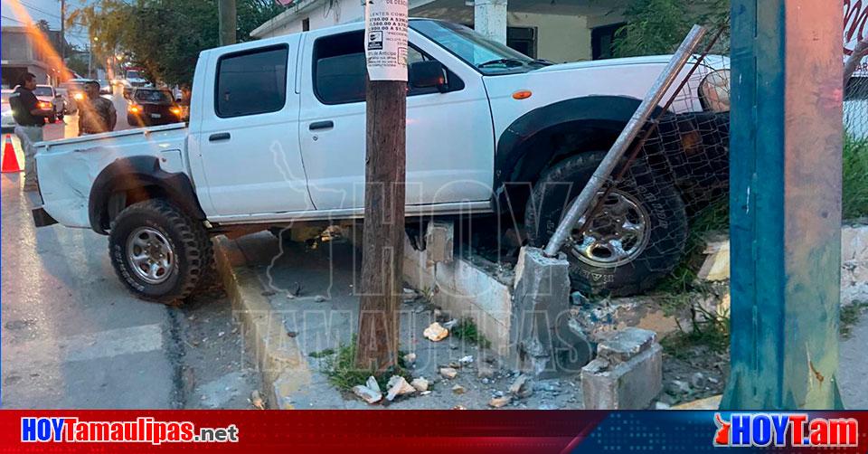 Hoy Tamaulipas Accidente En Tamaulipas Se Queda Sin Frenos Y Choca Con Auto Y Barda En San 9400