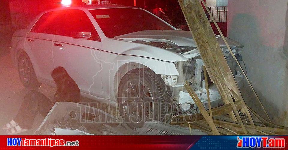 Hoy Tamaulipas Accidente En Tamaulipas Ebria Conductora Destruye Poste Con Vehiculo En Nuevo 2189