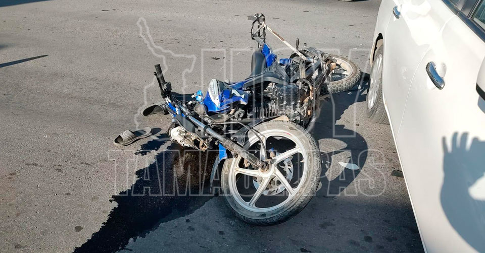 Hoy Tamaulipas Accidentes En Tamaulipas Motociclista Termino Fracturado Tras Choque En Bulevar 6477