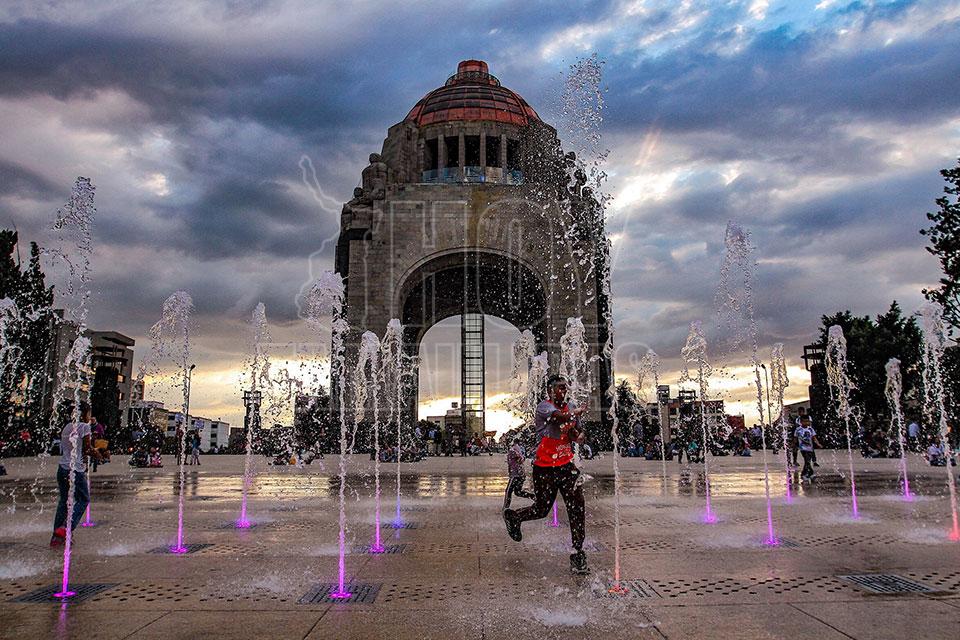 Hoy Tamaulipas - Foto Del Dia: Fuentes Brotantes Del Monumento A La ...