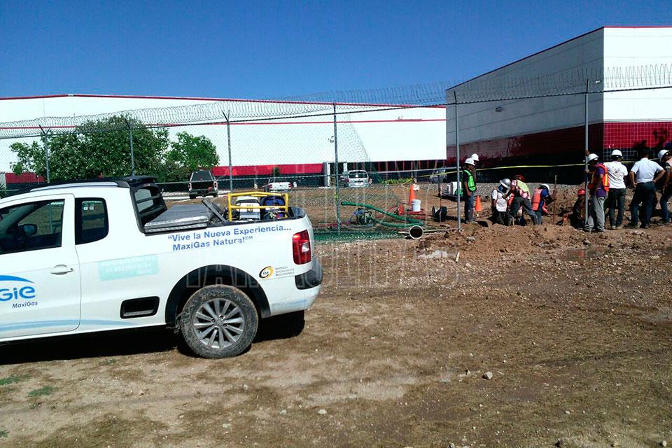Hoy Tamaulipas - Evacuan a 160 trabajadores por fuga de gas en Reynosa