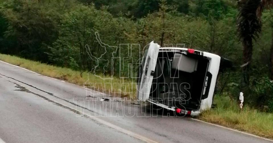 Hoy Tamaulipas Volcadura En Tamaulipas Volcadura Deja 3 Policias Procesales Lesionados En La 8440