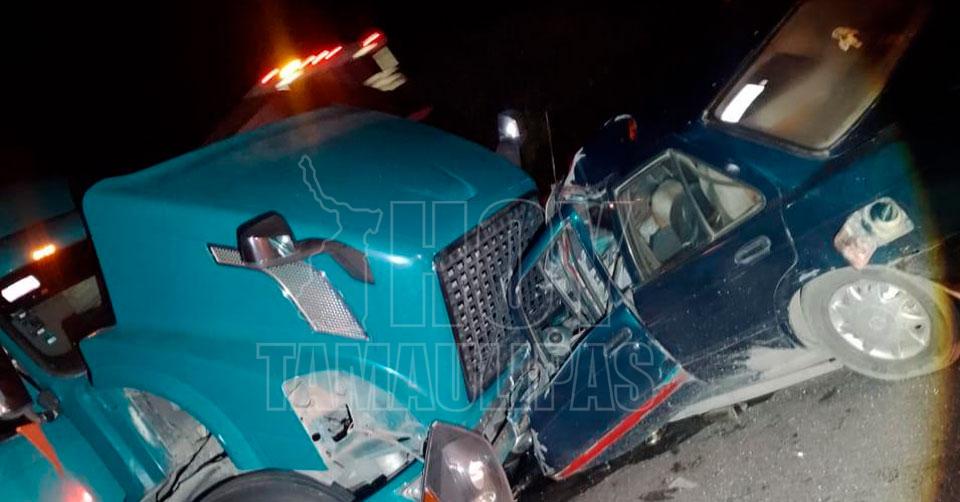 Hoy Tamaulipas - Accidentes En Tamaulipas Frentazo Entre Trailer Y ...