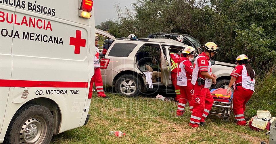 Hoy Tamaulipas Accidente En Tamaulipas Un Muerto Y 13 Heridos Dejo Accidente Carretero En La 6467