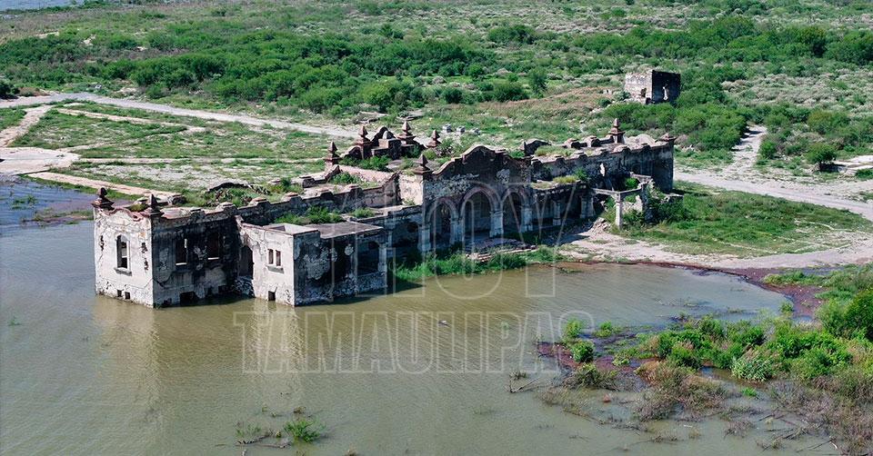 Escuela en la Presa Vicente Guerrero