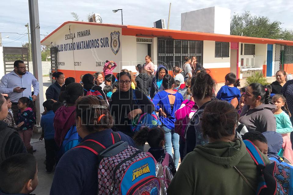 Hoy Tamaulipas - Descubren a alumno con pistola cargada en Primaria de  Matamoros